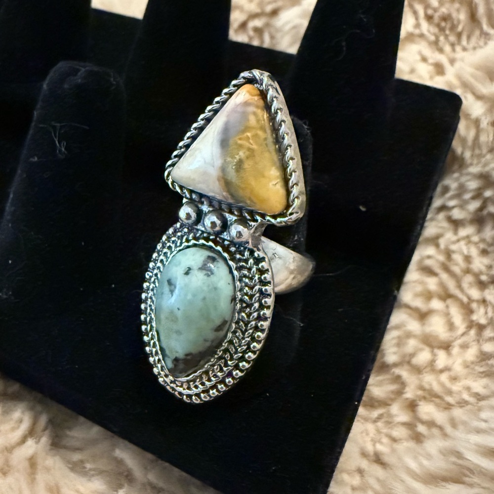 Cowgirl Confetti Upside Down Ring
